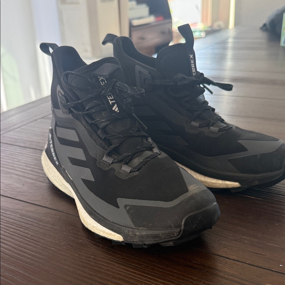 Adidas Terrex Men's Black and White Athletic Shoes